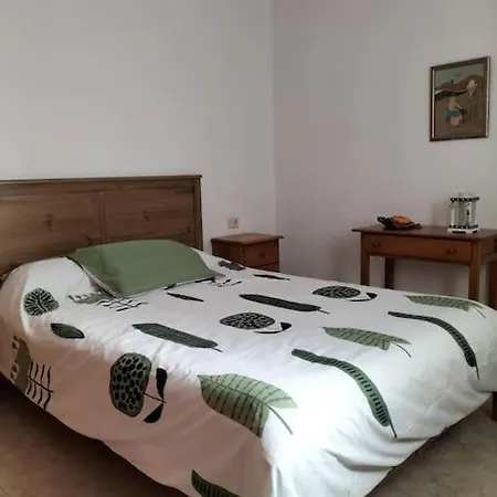 Apartamento Caleta De En El Centro * فامارا